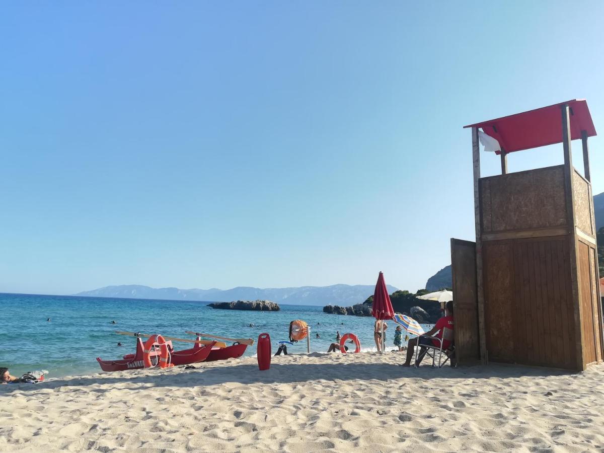 Casa Vacanza Stella Del Mare Кала Гононе Екстериор снимка